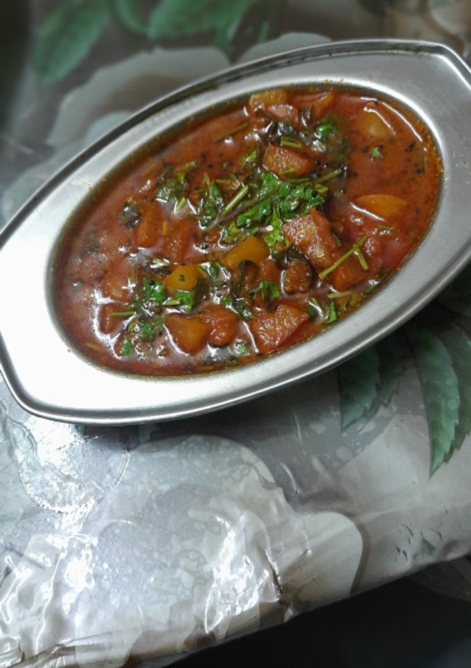 ટામેટા નું શાક (tomato Shaak Recipe in Gujarati) રેસીપી મુખ્ય ફોટો