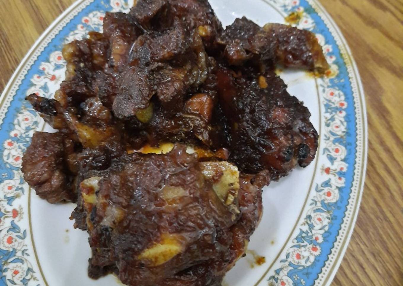 Iga Babi Bakar