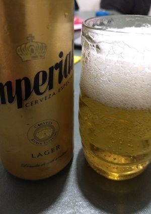Una foto de Cerveza a la miel 🍺🍭🍬