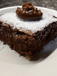 Una foto de Brownie nostalgia con banana