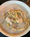 Canh sụn heo hoa chuối