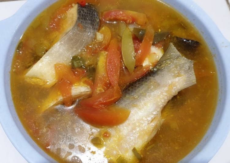 Ikan bolu masak asam