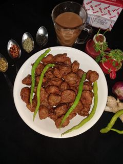 બ્રેડ ના ભજીયા (Bread Bhajiya Recipe In Gujarati) રેસીપી મુખ્ય ફોટો