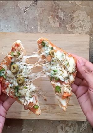 A picture of Easy & Quick Bread pizza.