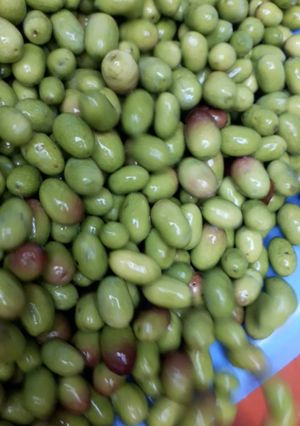 Una foto de Salmuera para curar aceitunas