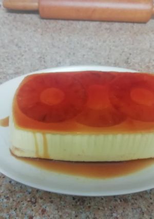 Una foto de Pastel fresco de piña