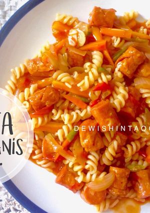 Foto resep Pasta Asam Manis (Makaroni Ulir, Sosis, Wortel)
