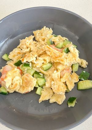 黃瓜蝦仁炒蛋 的食譜成品照片