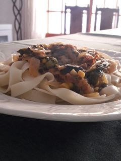 Una foto de Fideos con vegetales
