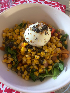 Una foto de Ensalada especial con quinoa