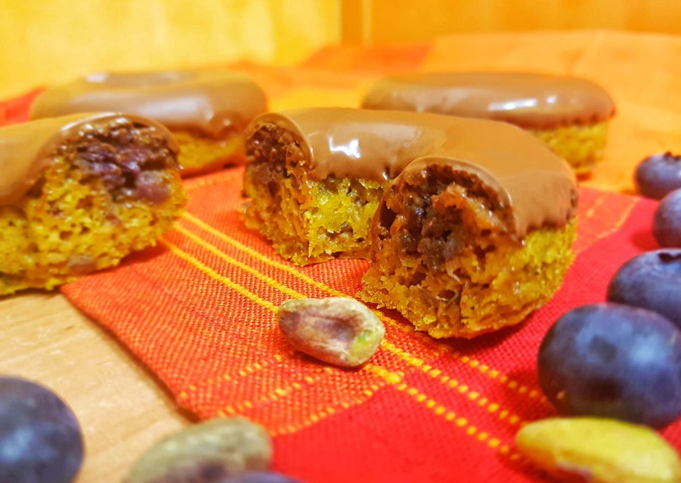 Donuts de chocolate y arándanos