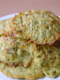 Una foto de Tortitas de calabacín