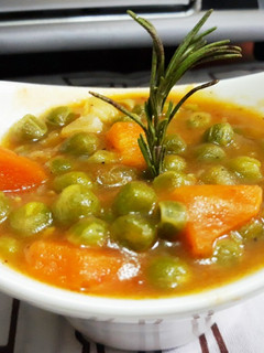 A picture of Vegetarian curry.