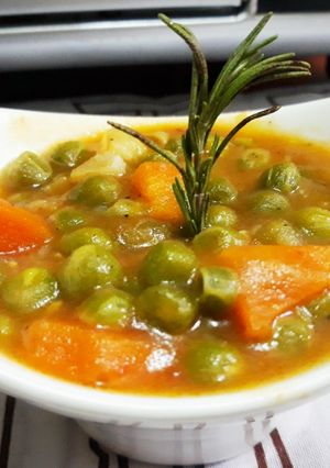 A picture of Vegetarian curry.