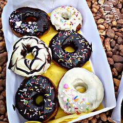 A picture of Glaze doughnut.