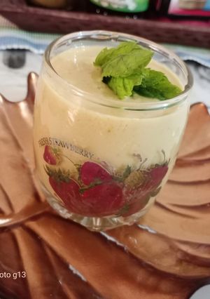 A picture of Curd mango smoothie.