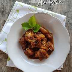 A picture of Ayam Kecap Simple Ala Resto.