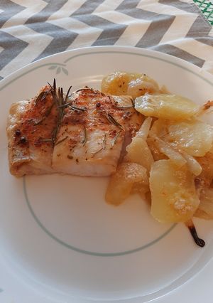 Una foto de Robalo al romero