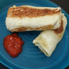 A picture of Paneer bread roll.