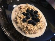 Gambar rolled oat susu