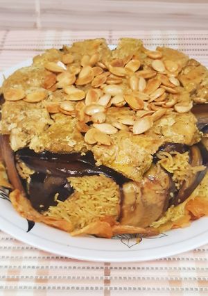 صورة لوصفة مقلوبة الباذنجان بصدر الدجاج