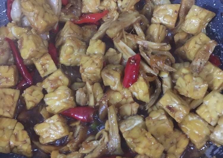 Oseng tempe ayam suwir