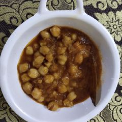 A picture of Chana masala.