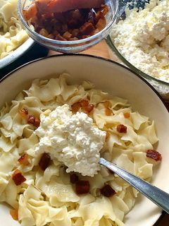 Túrós csusza recept fotója