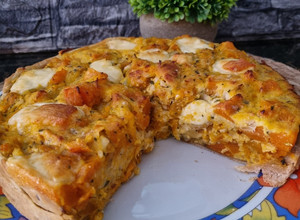 Una foto de TARTA SALUDABLE DE CALABAZA, BONIATO, CEBOLLA Y QUESO CREMOSO ❤️