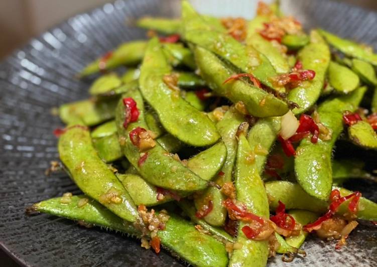 Resep: Makan di DimeSpicy garlic edamame