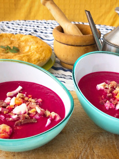 Una foto de Salmorejo de remolacha en Mambo
