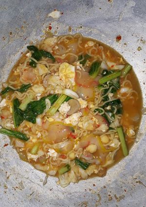 Foto resep Seblak mie enak