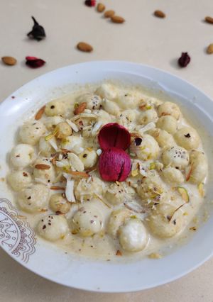 A picture of Makhana firni.