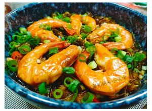 鮮蝦粉絲煲 的食譜成品照片