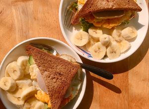 Hình của món Eatclean - Bữa sáng - Sandwich ốp la + ham.