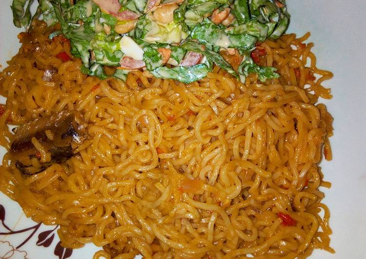 Recipe of Tasty Indomie with salad