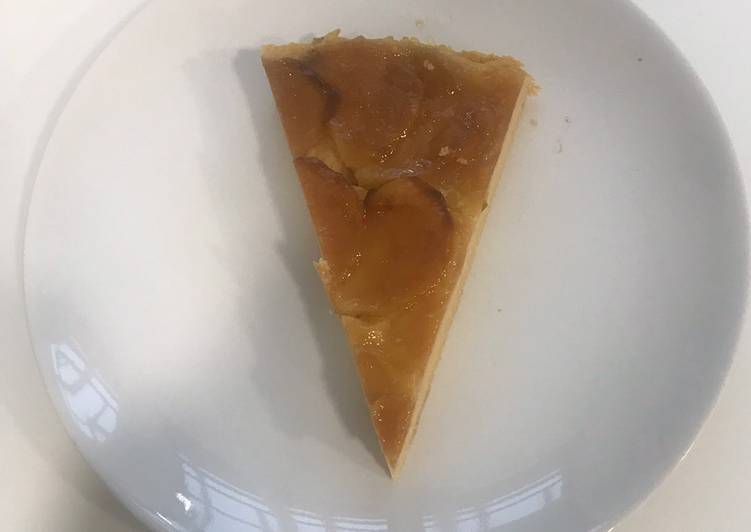 Tarta de manzana abizcochada