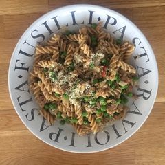 Tuna, pea and red chilli pasta A picture of Tuna, pea and red chilli pasta.