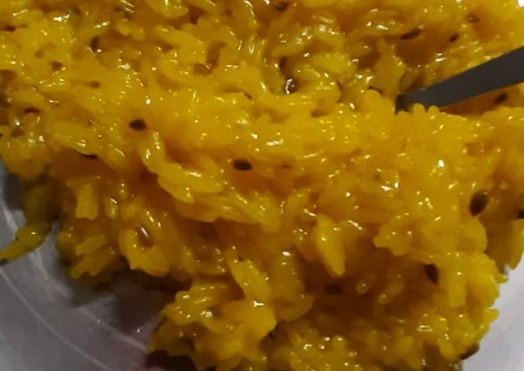 How to Prepare Homemade Yellow sweet rice