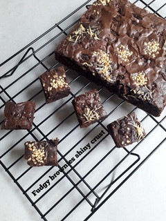 Foto resep Fudgy brownies shiny crust