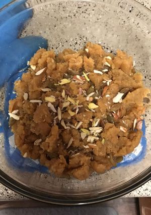 A picture of Moongdal halwa.