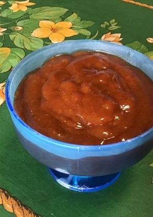 Une photo de Marinade fruitée au soja, miel, tomate et épices