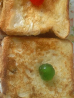 A picture of Toast mayai.