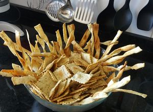 Una foto de Galletitas saborizadas saladas de aceite