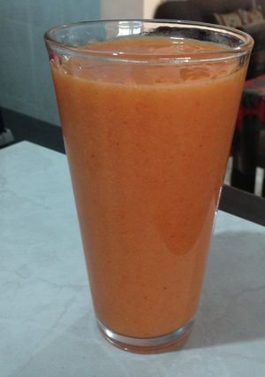 Una foto de Licuado de papaya