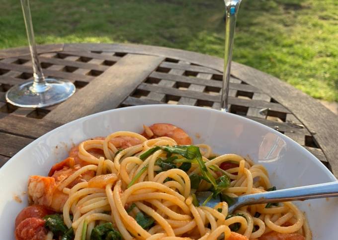 Resep Spaghetti king prawns and rocket, Lezat Sekali