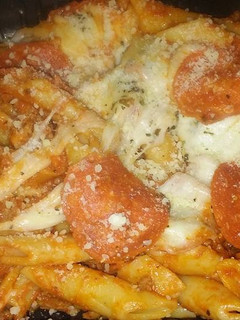 A picture of Easy Pizza baked pasta.
