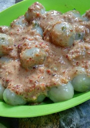 Foto resep Cilok isi ayam Dan sambal kacang