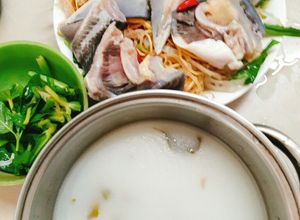 Hình của món Cá bóp nấu mẻ.