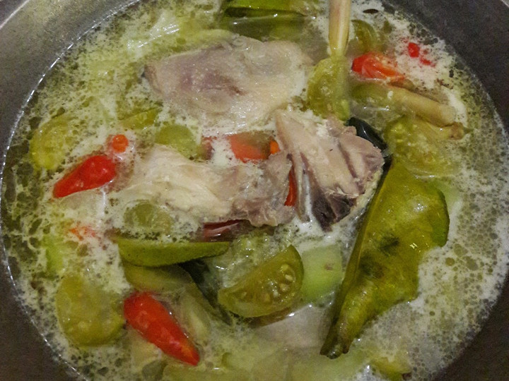 Resep: Garang Asem Ayam simple (no kukus, no daun pisang) Murah